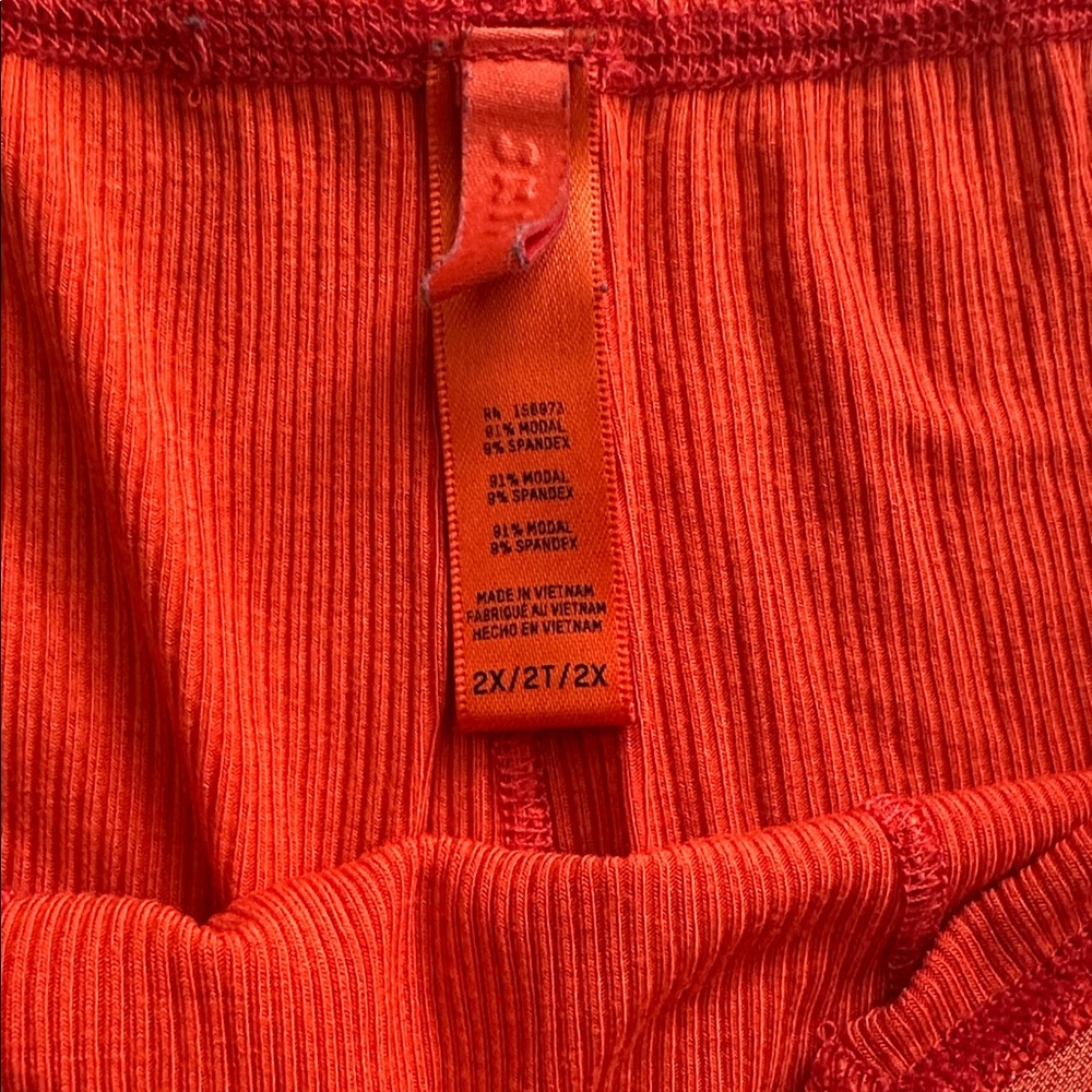 SKIMS | Ribbed Tank and Shorts Set - Picture 4 of 6
